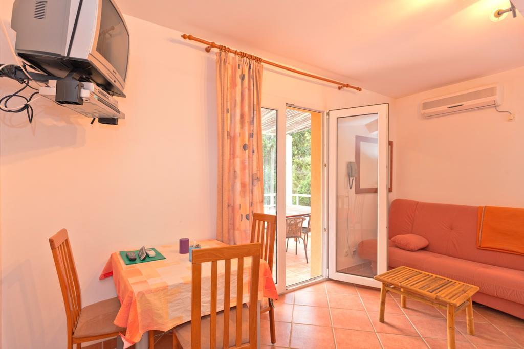 Apartments Nautic زافالا المظهر الخارجي الصورة